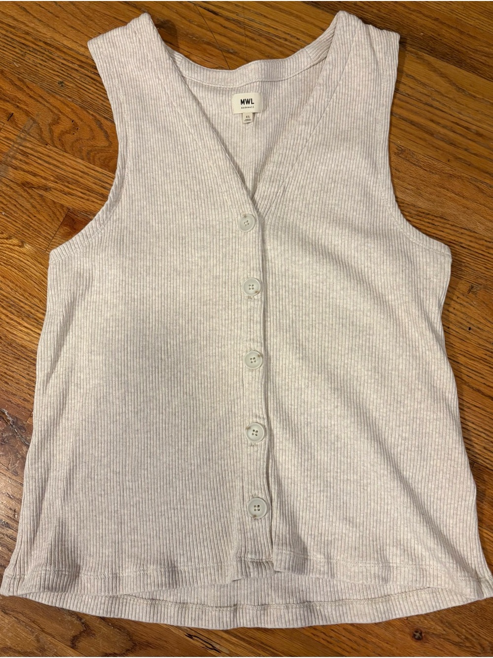 Ribbed Button-Front Tank Top in Light Gray